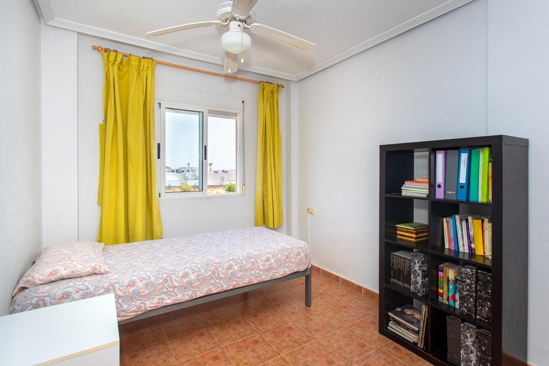 Herverkoop - Bungalow -
Orihuela Costa - Punta Prima