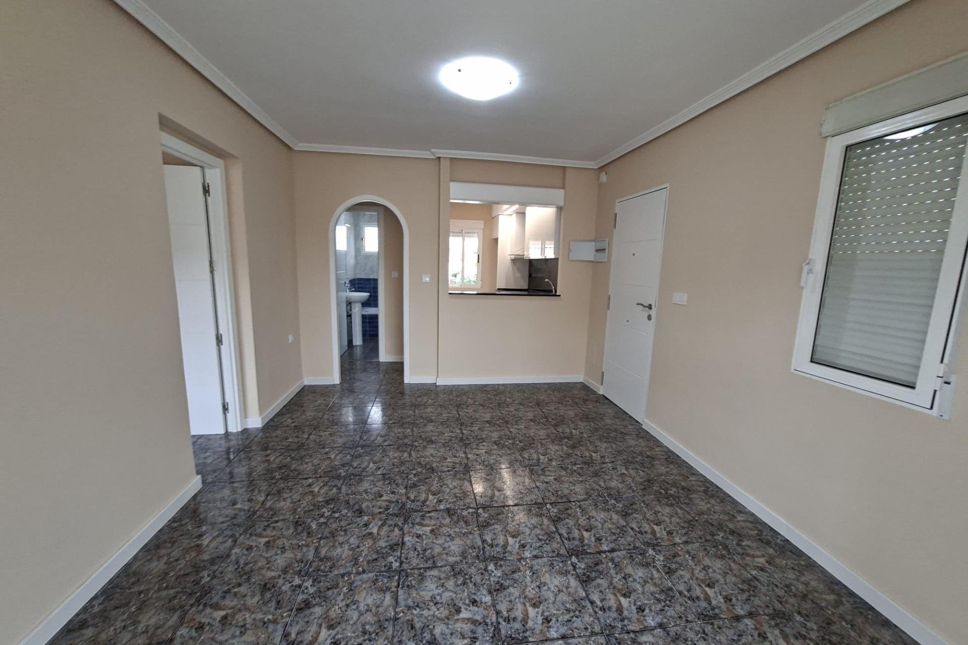 Herverkoop - Bungalow -
Orihuela Costa - Punta Prima