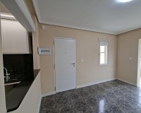 Herverkoop - Bungalow -
Orihuela Costa - Punta Prima