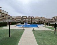 Herverkoop - Bungalow -
Orihuela Costa - Punta Prima