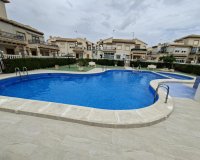 Herverkoop - Bungalow -
Orihuela Costa - Punta Prima