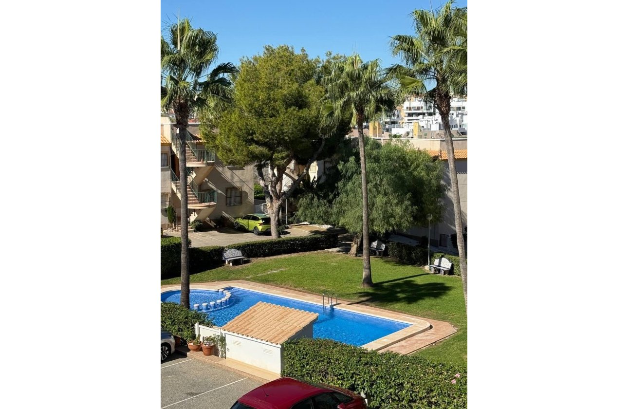 Herverkoop - Bungalow -
Orihuela Costa - Rocio Del Mar