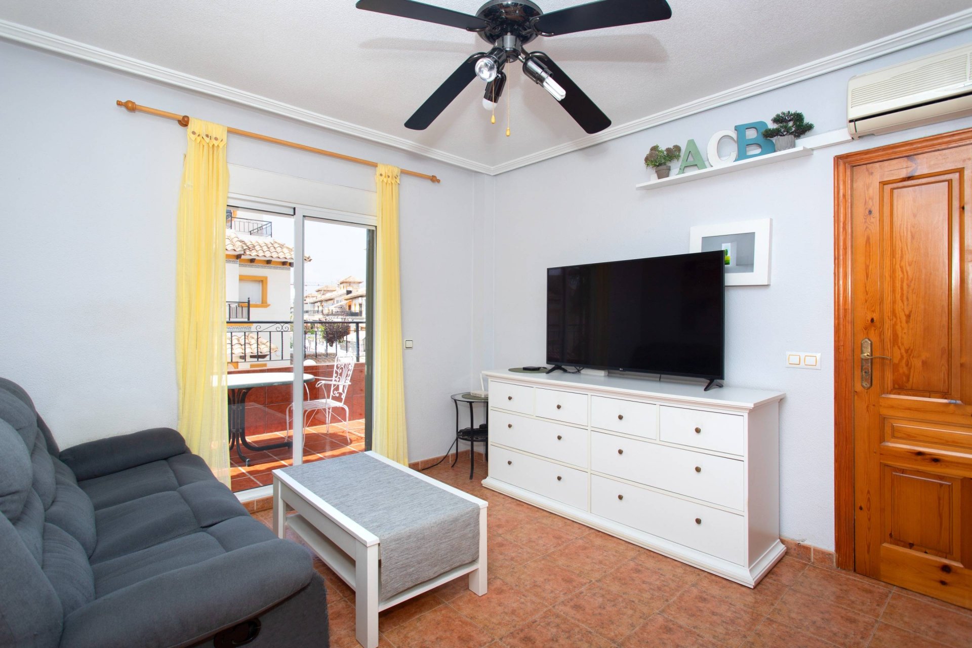 Herverkoop - Bungalow -
Orihuela Costa - Rocio Del Mar