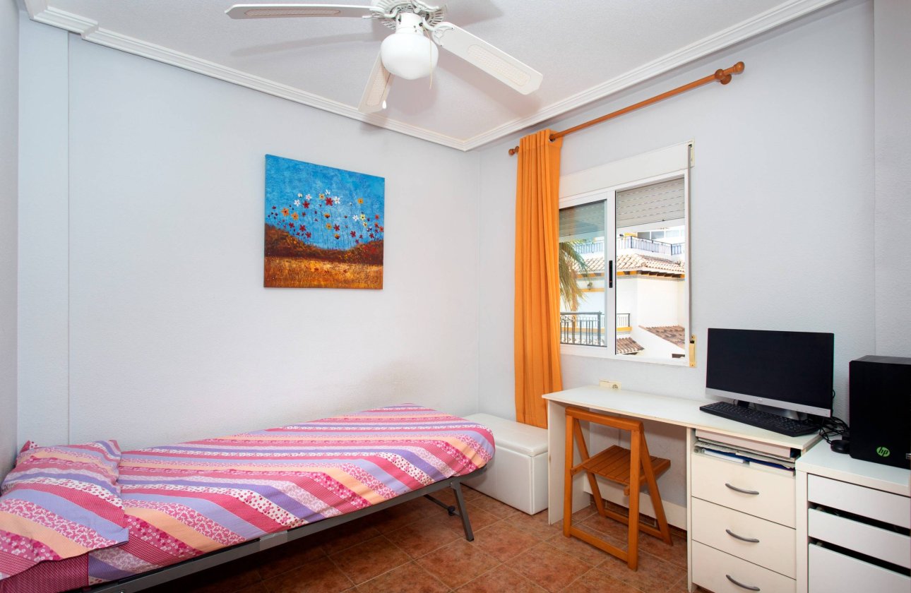 Herverkoop - Bungalow -
Orihuela Costa - Rocio Del Mar
