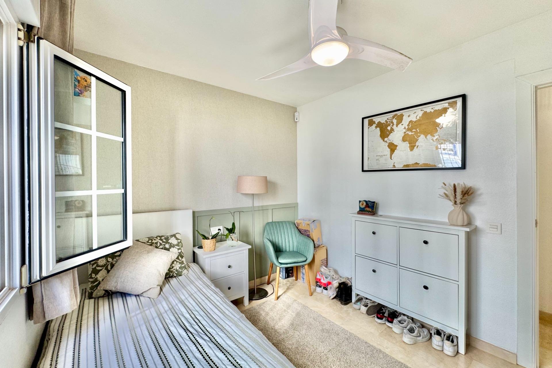 Herverkoop - Bungalow -
Orihuela Costa - Villamartín-las Filipinas
