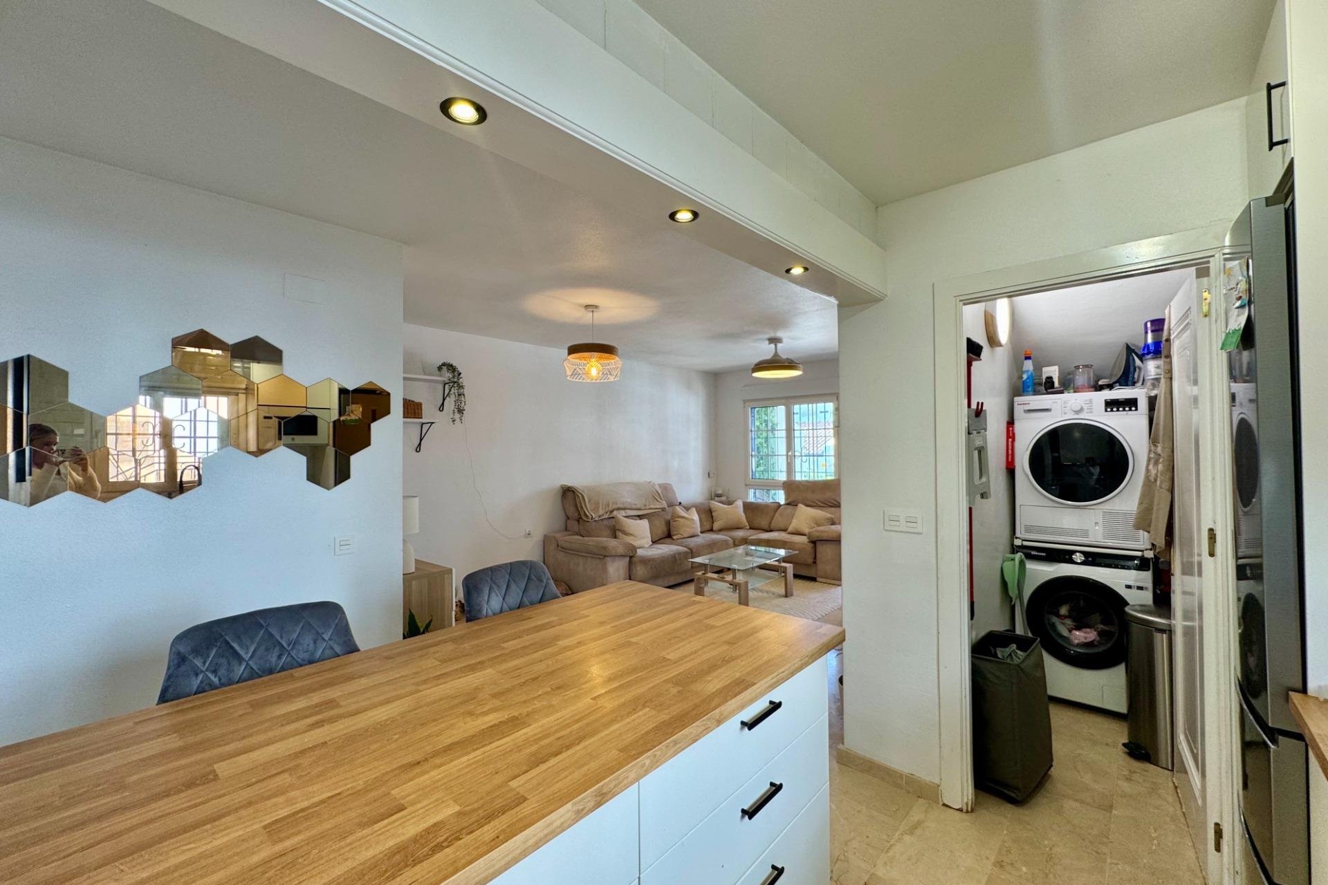 Herverkoop - Bungalow -
Orihuela Costa - Villamartín-las Filipinas