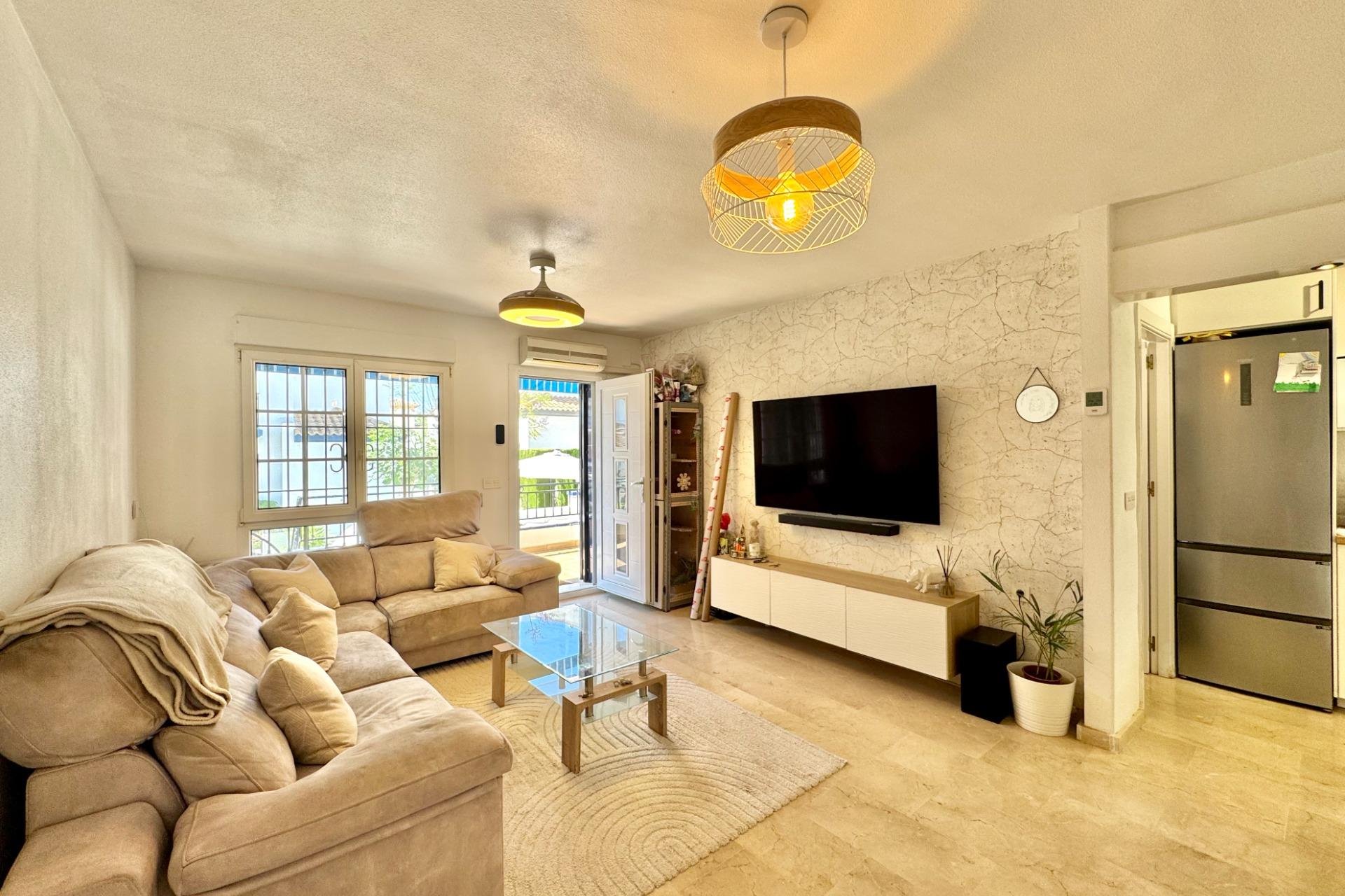 Herverkoop - Bungalow -
Orihuela Costa - Villamartín-las Filipinas