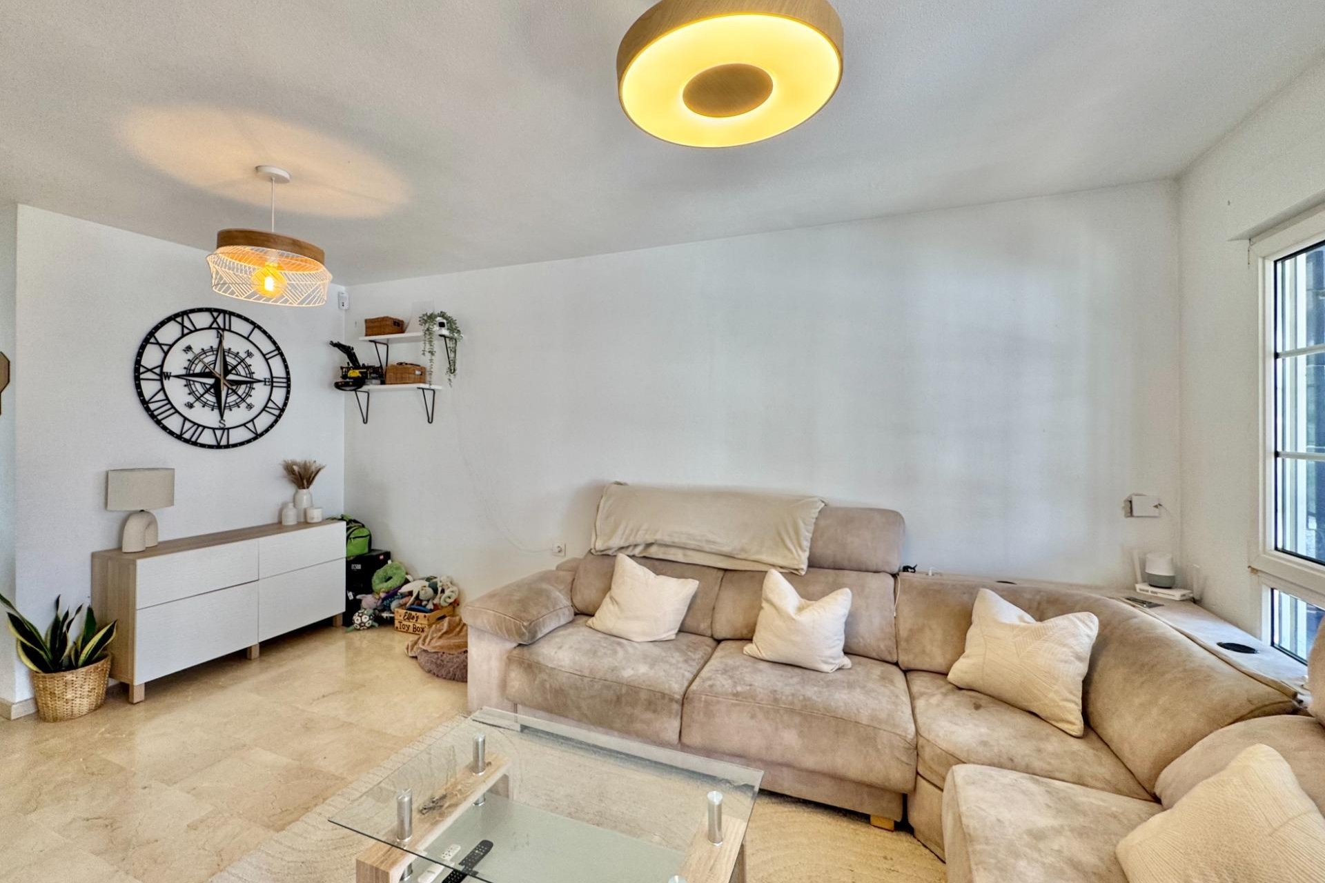 Herverkoop - Bungalow -
Orihuela Costa - Villamartín-las Filipinas
