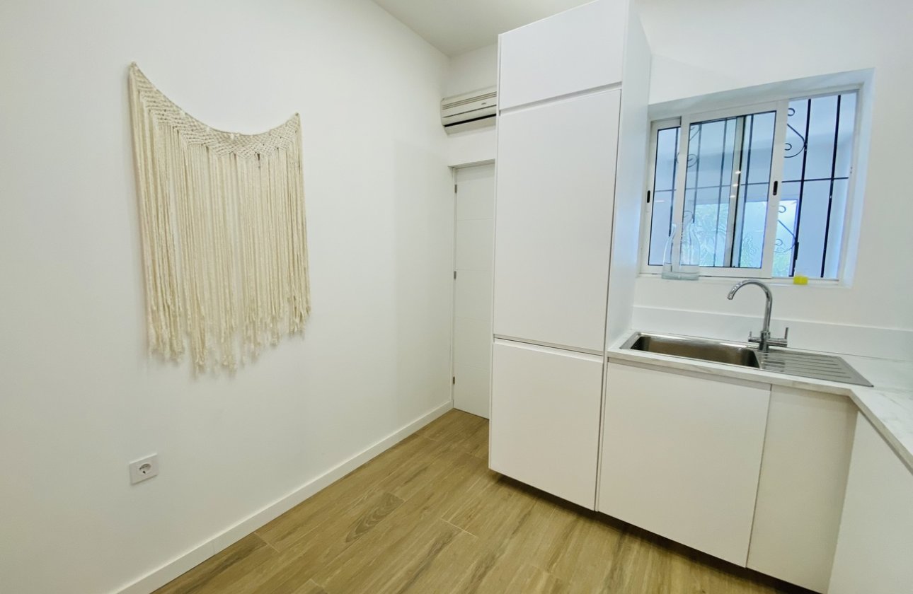 Herverkoop - Bungalow -
Playa Flamenca - Costa Blanca