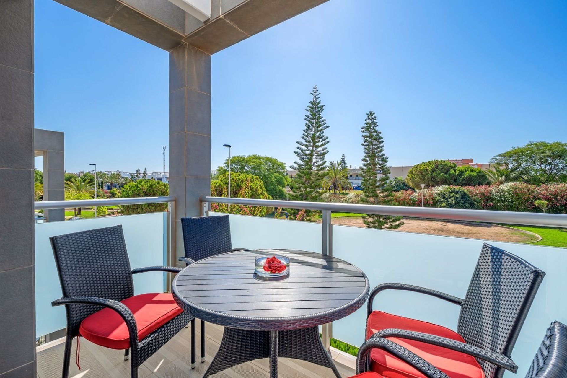 Herverkoop - Bungalow -
Punta Prima - Costa Blanca