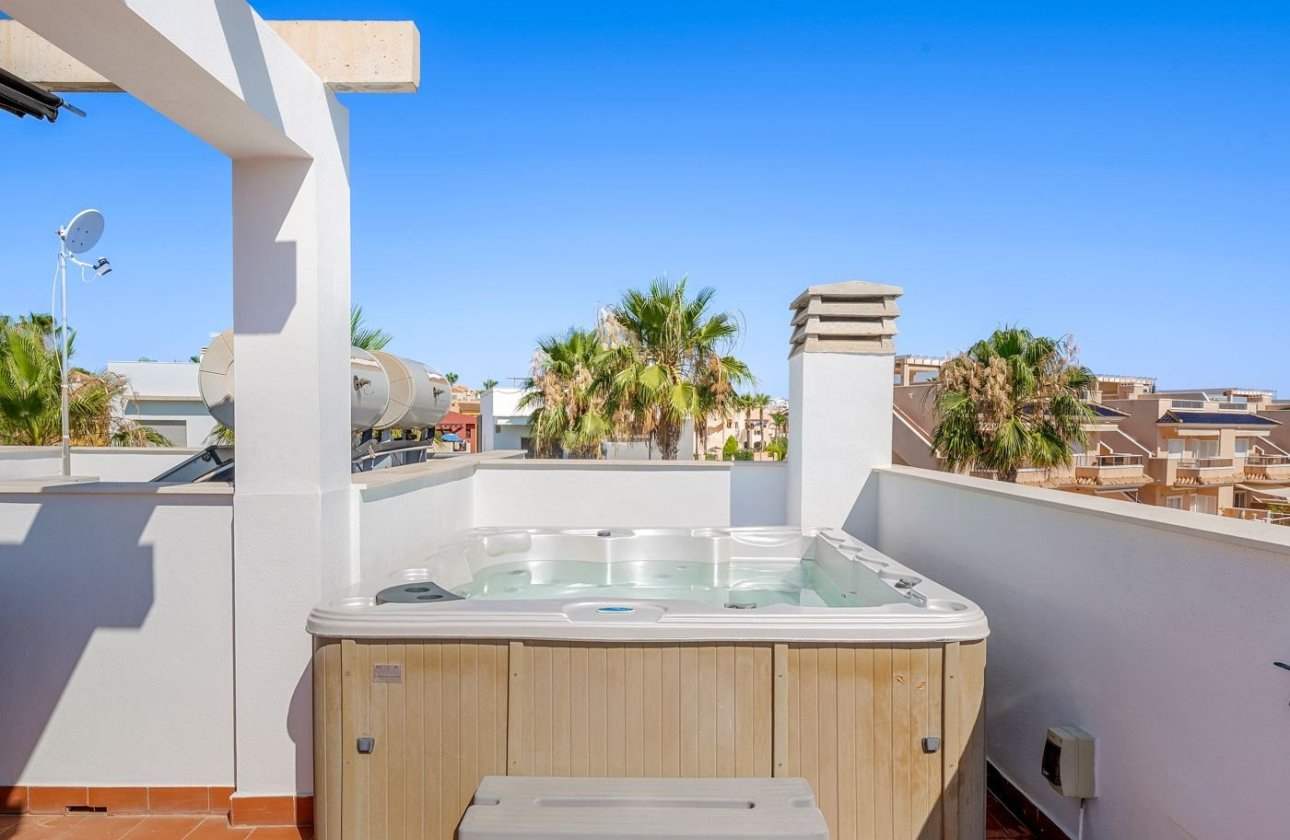 Herverkoop - Bungalow -
Punta Prima - Costa Blanca