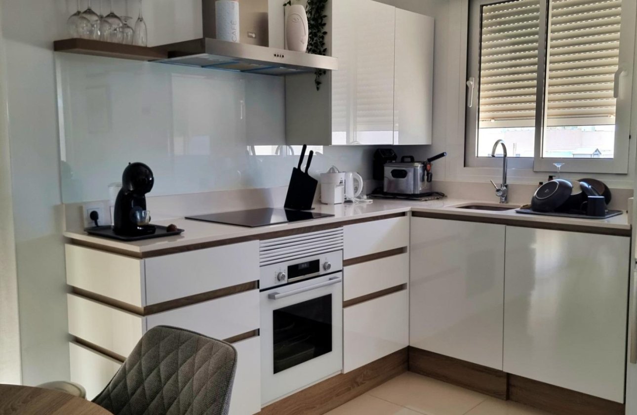 Herverkoop - Bungalow -
Rojales - Inland