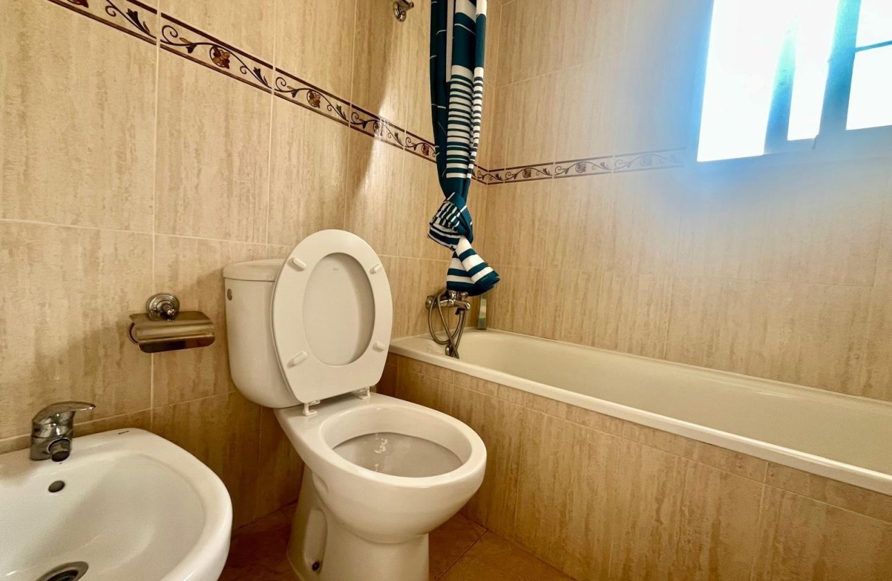 Herverkoop - Bungalow -
San Fulgencio - La Marina