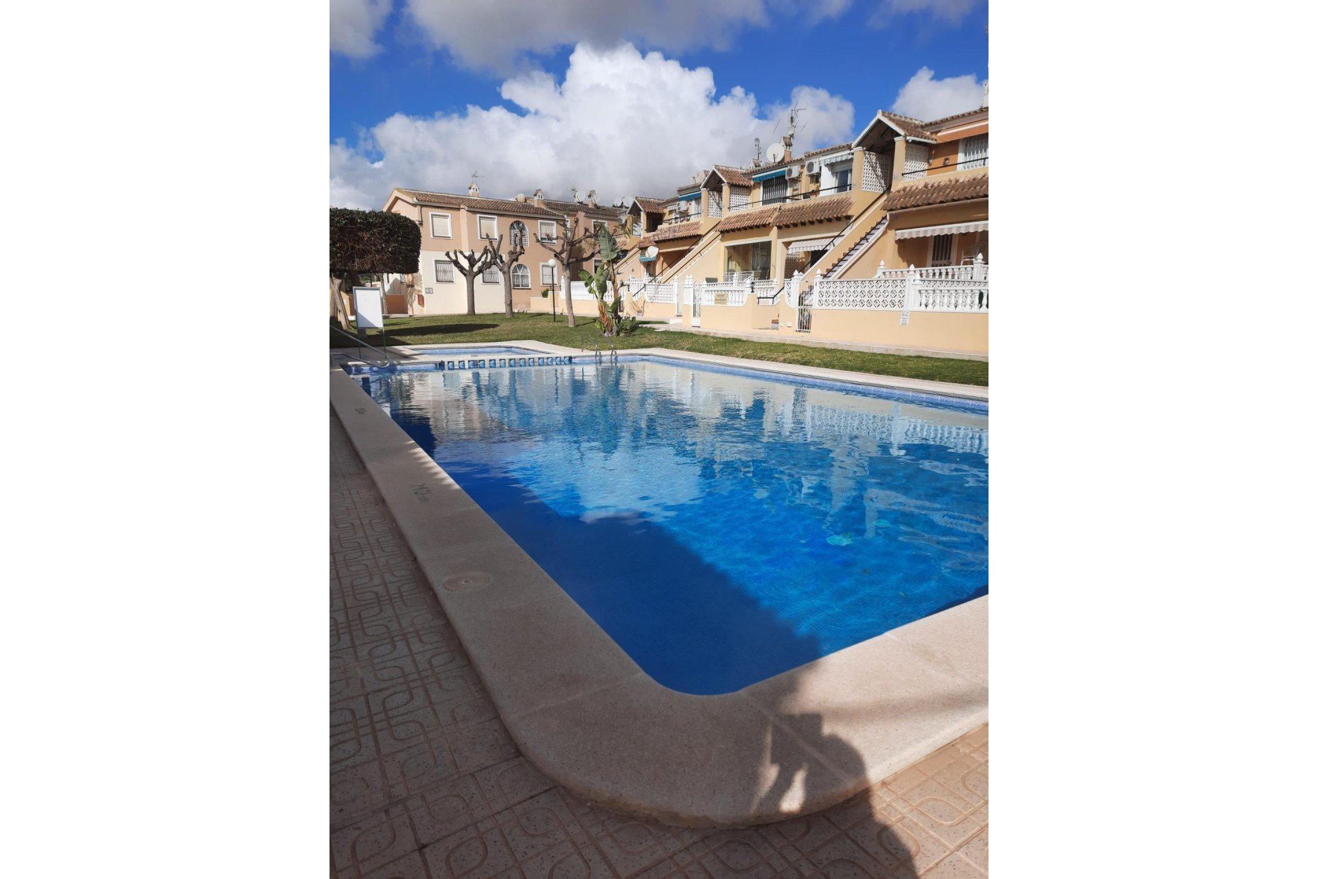 Herverkoop - Bungalow -
San Miguel de Salinas - Costa Blanca Sur