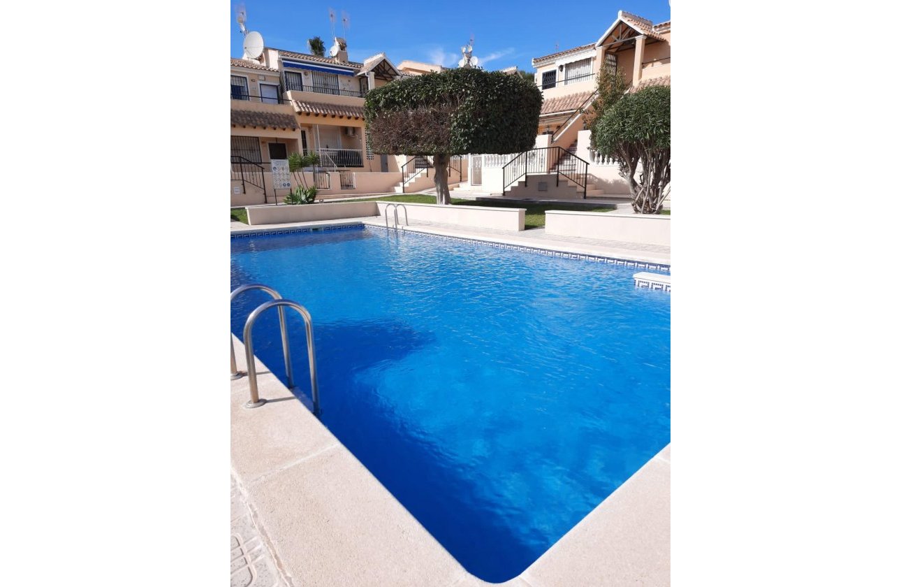 Herverkoop - Bungalow -
San Miguel de Salinas - Costa Blanca Sur
