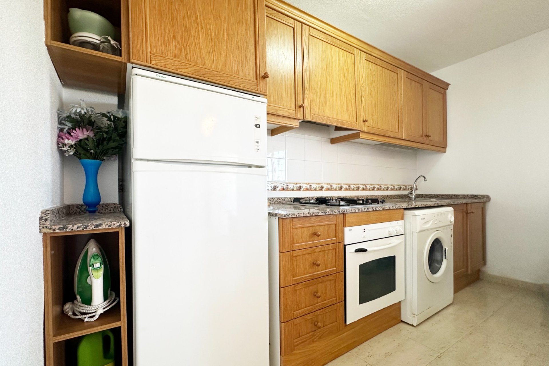 Herverkoop - Bungalow -
San Miguel de Salinas - Inland