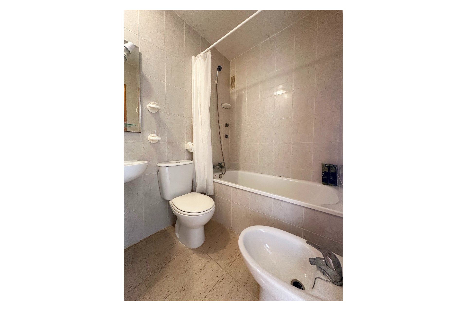 Herverkoop - Bungalow -
San Miguel de Salinas - Inland