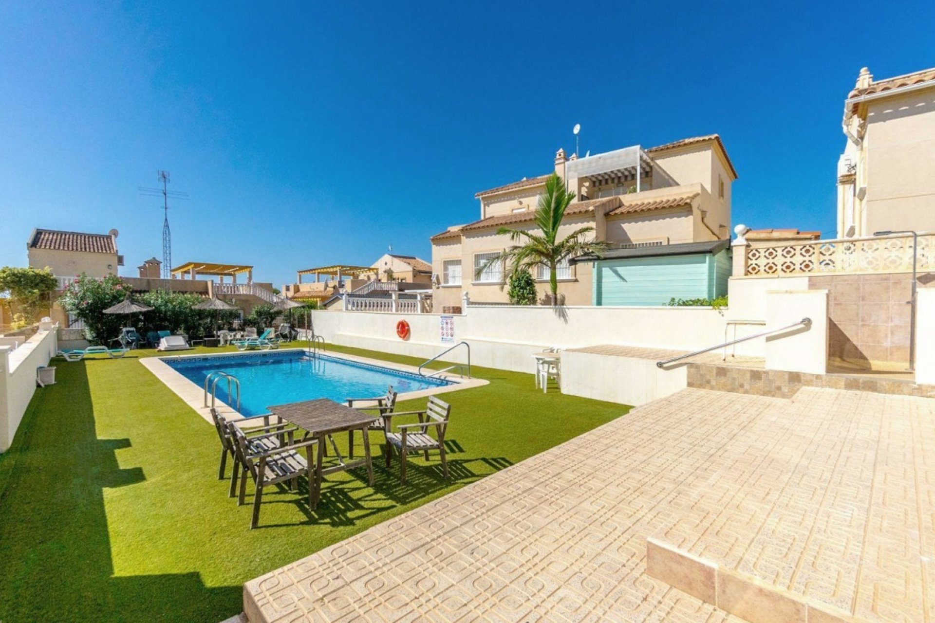 Herverkoop - Bungalow -
San Miguel de Salinas - Inland