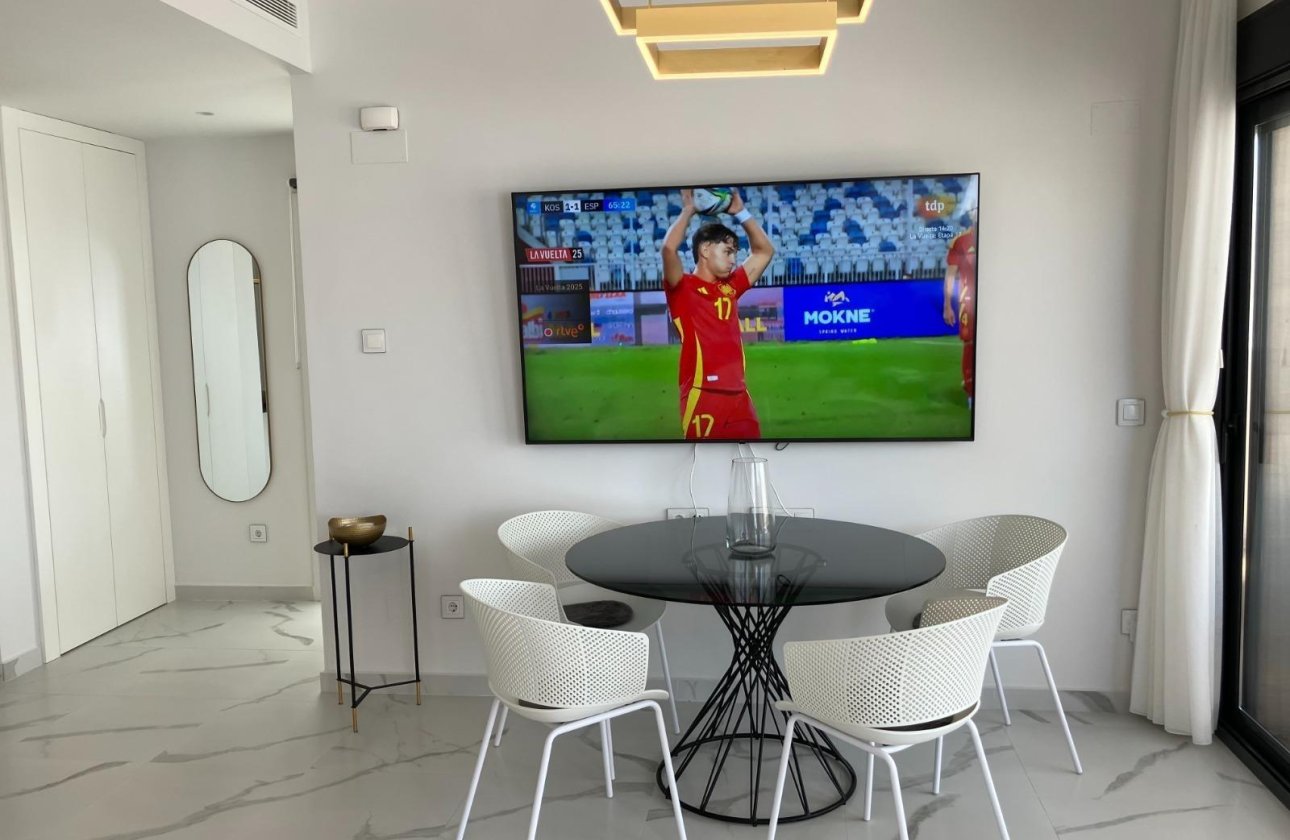 Herverkoop - Bungalow -
San Miguel de Salinas - Las Colinas