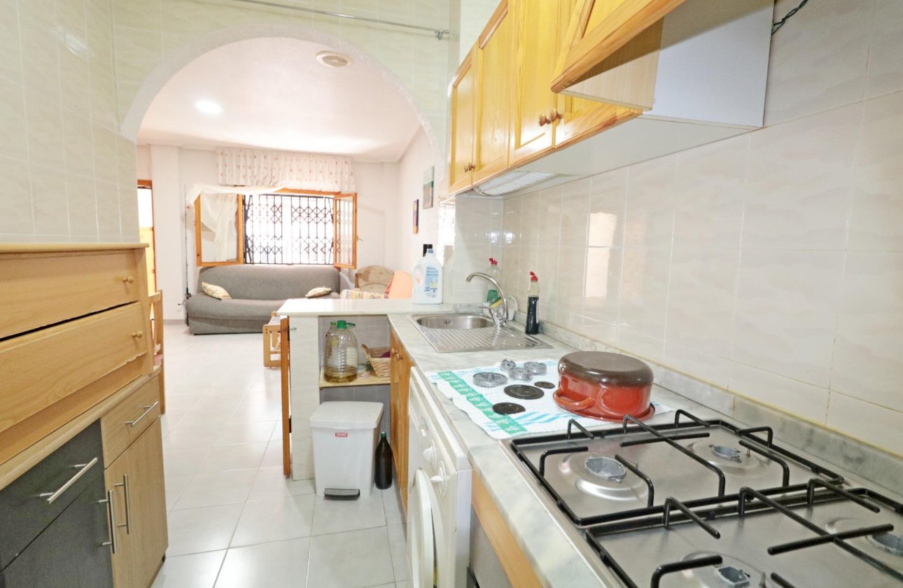 Herverkoop - Bungalow -
Torrevieja - Acequion