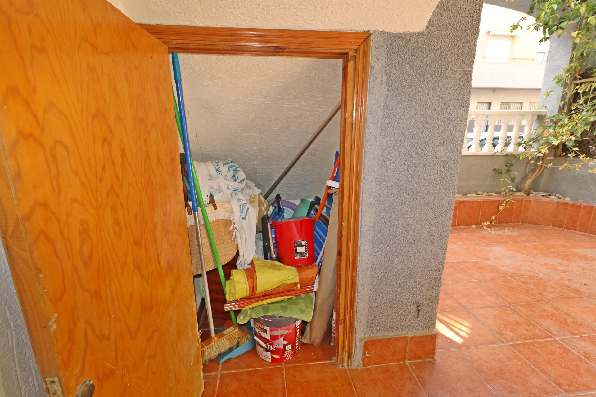 Herverkoop - Bungalow -
Torrevieja - Acequion