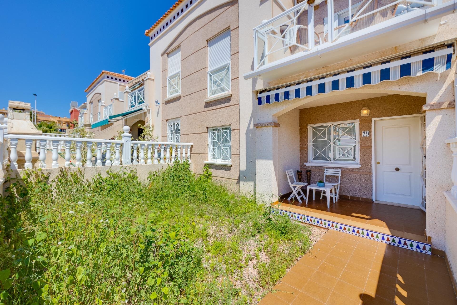 Herverkoop - Bungalow -
Torrevieja - Aguas Nuevas 1