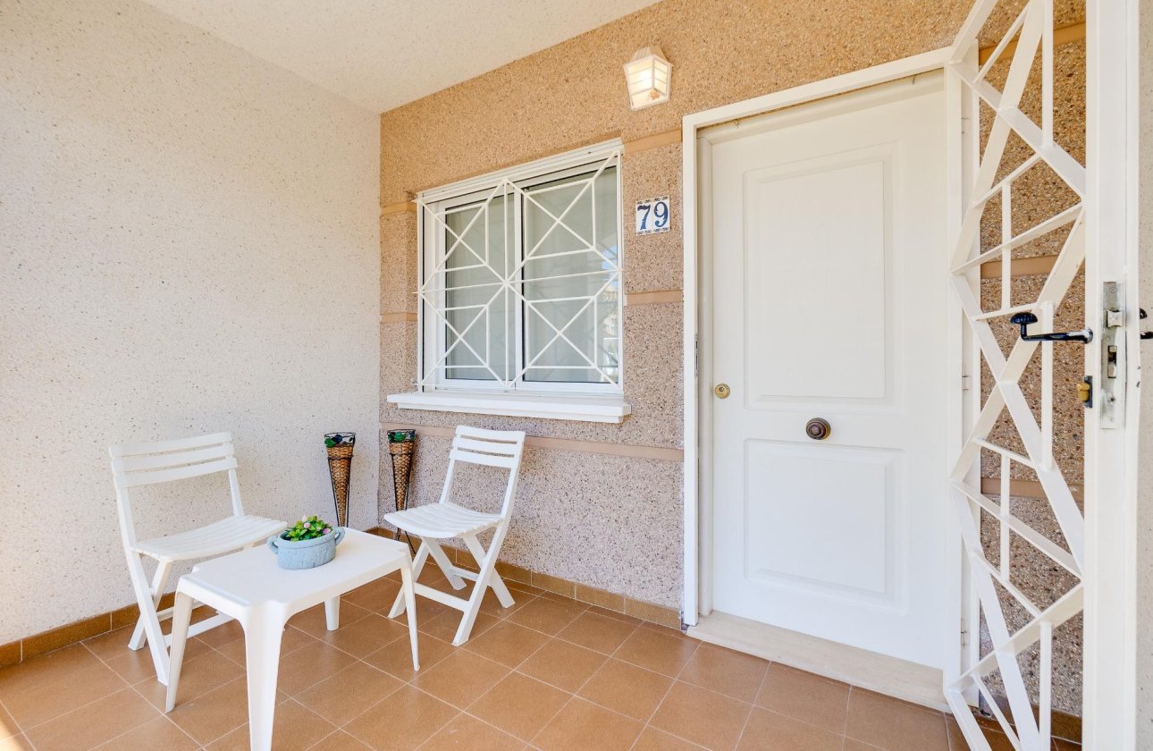 Herverkoop - Bungalow -
Torrevieja - Aguas Nuevas 1