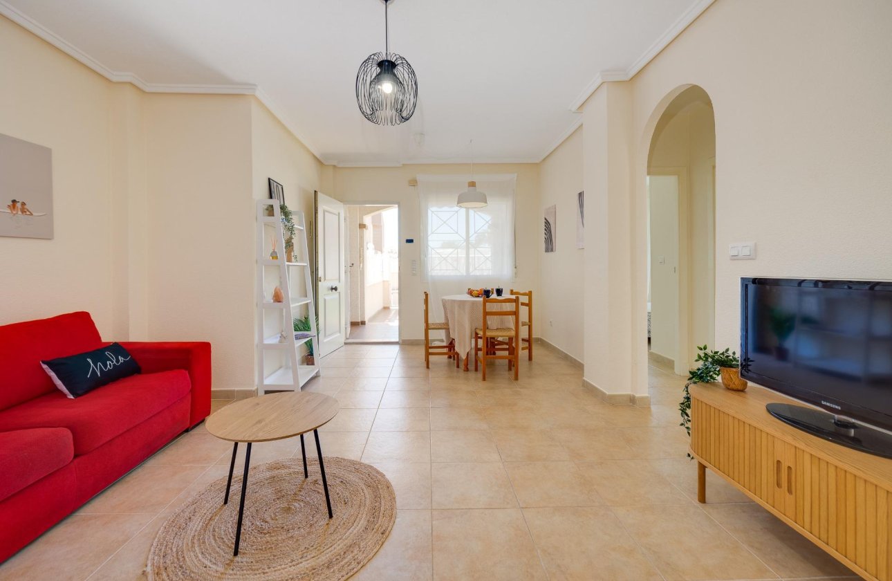 Herverkoop - Bungalow -
Torrevieja - Aguas Nuevas 1