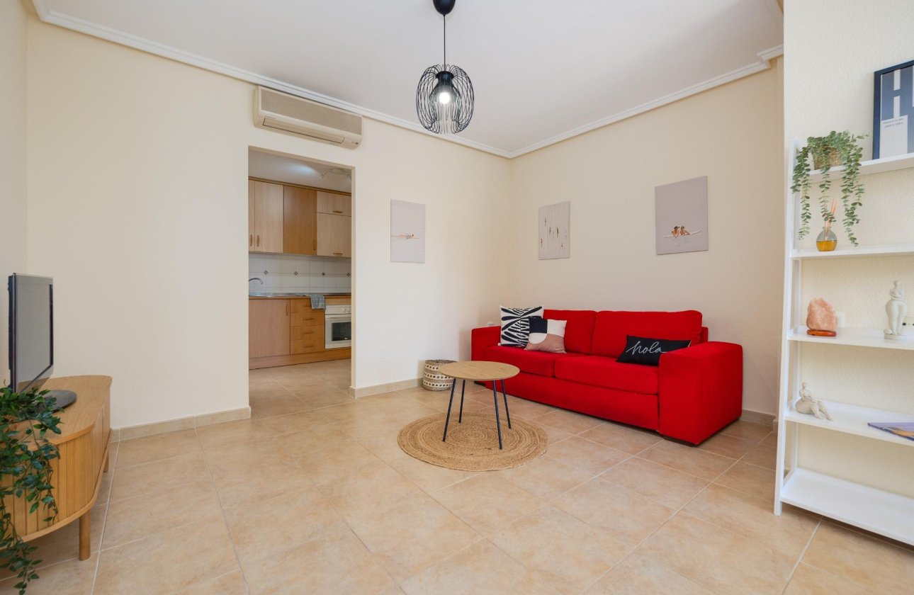 Herverkoop - Bungalow -
Torrevieja - Aguas Nuevas 1