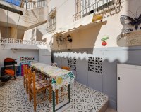 Herverkoop - Bungalow -
Torrevieja - Aguas Nuevas