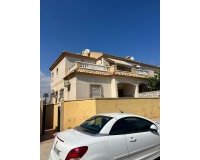 Herverkoop - Bungalow -
Torrevieja - Aguas Nuevas