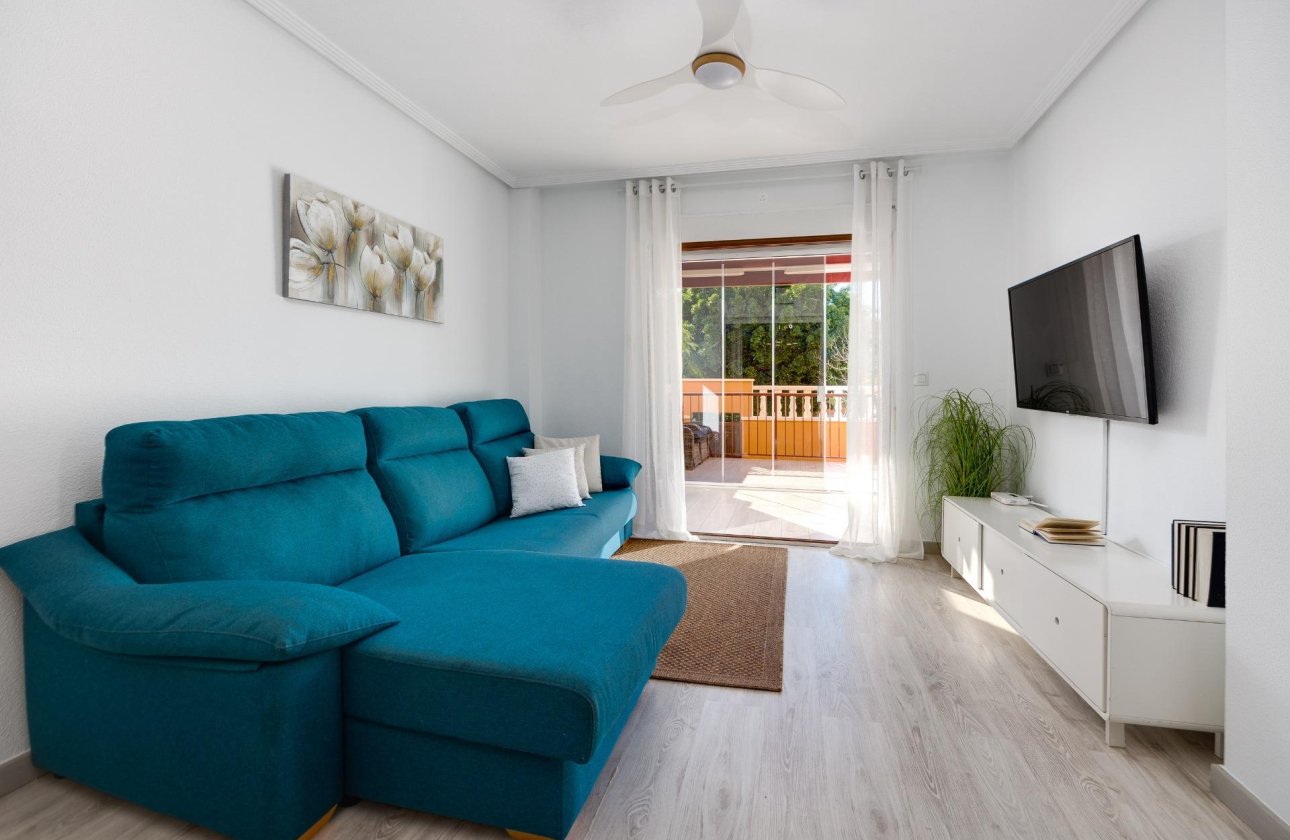 Herverkoop - Bungalow -
Torrevieja - Aguas Nuevas