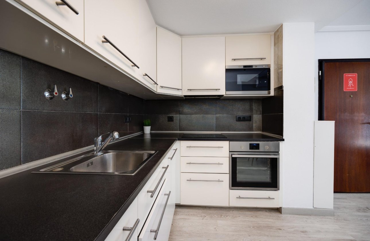 Herverkoop - Bungalow -
Torrevieja - Aguas Nuevas