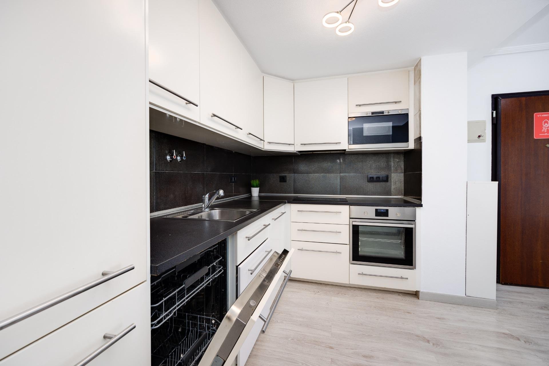 Herverkoop - Bungalow -
Torrevieja - Aguas Nuevas