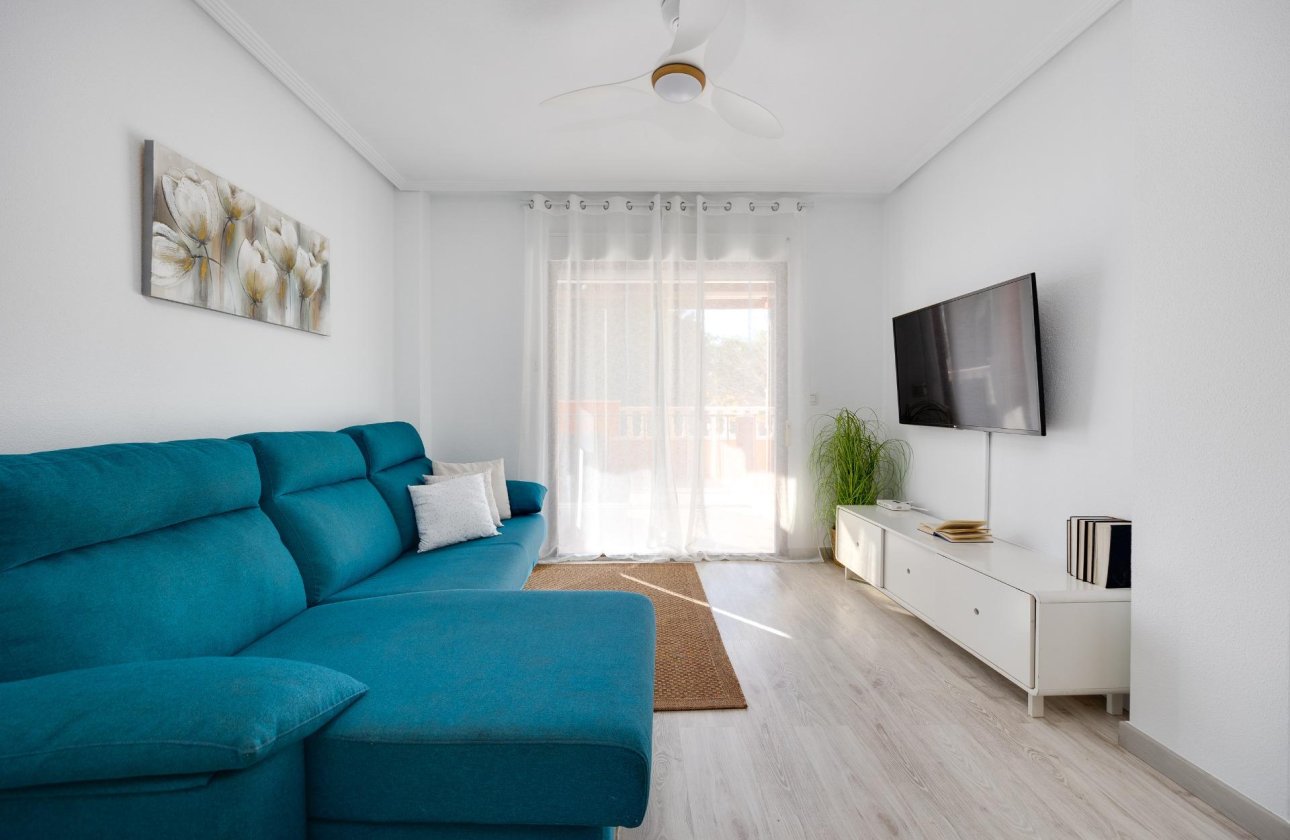 Herverkoop - Bungalow -
Torrevieja - Aguas Nuevas