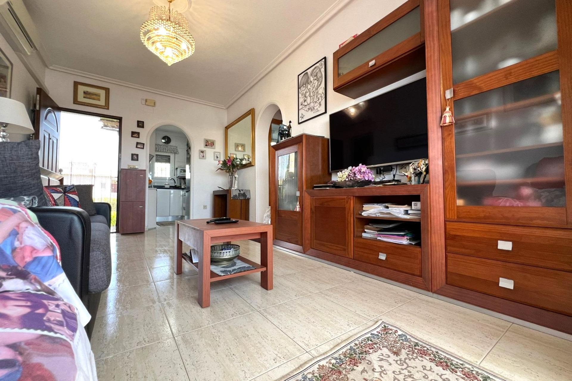 Herverkoop - Bungalow -
Torrevieja - Aguas Nuevas