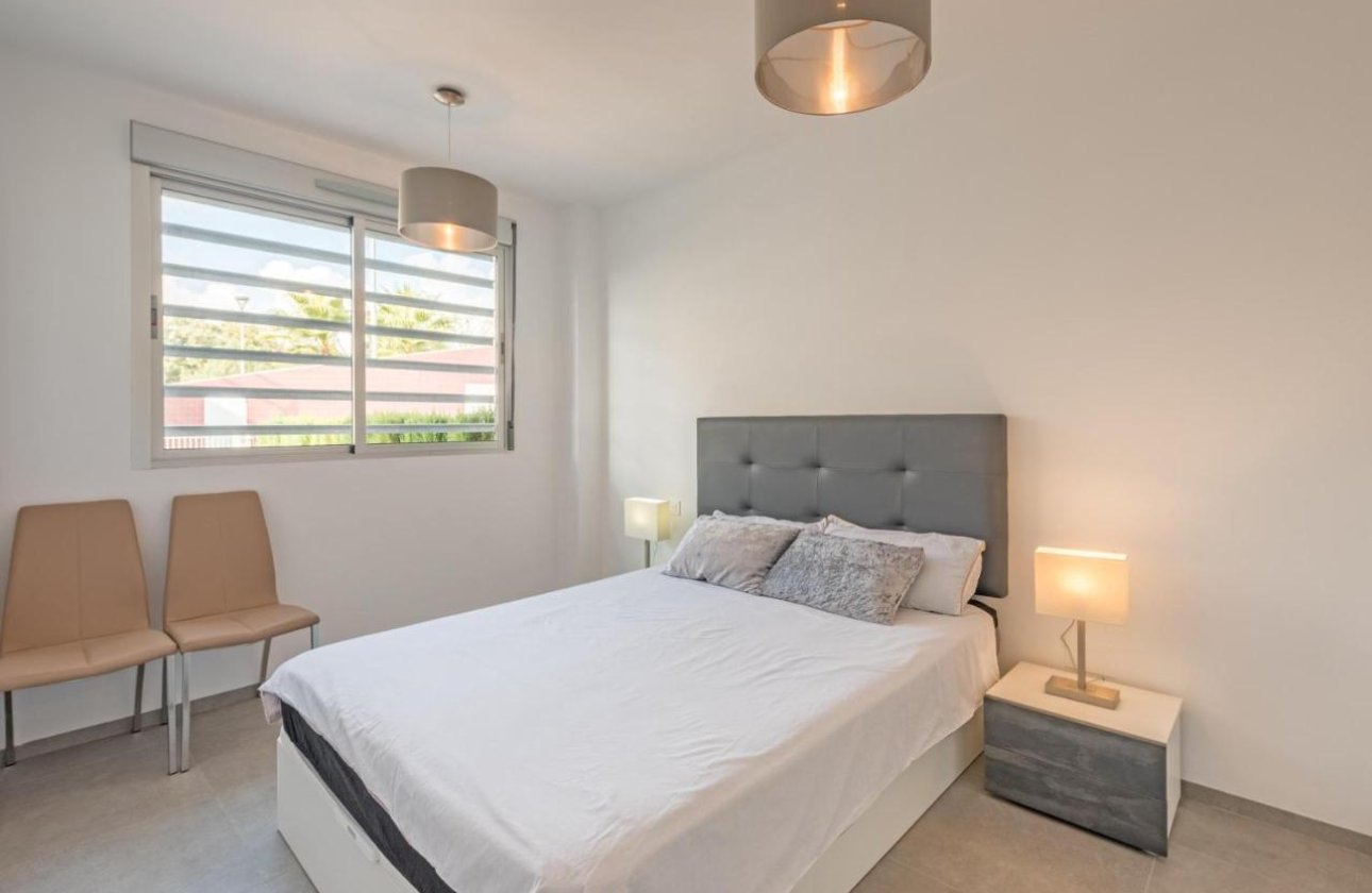 Herverkoop - Bungalow -
Torrevieja - Auguas Neuvas