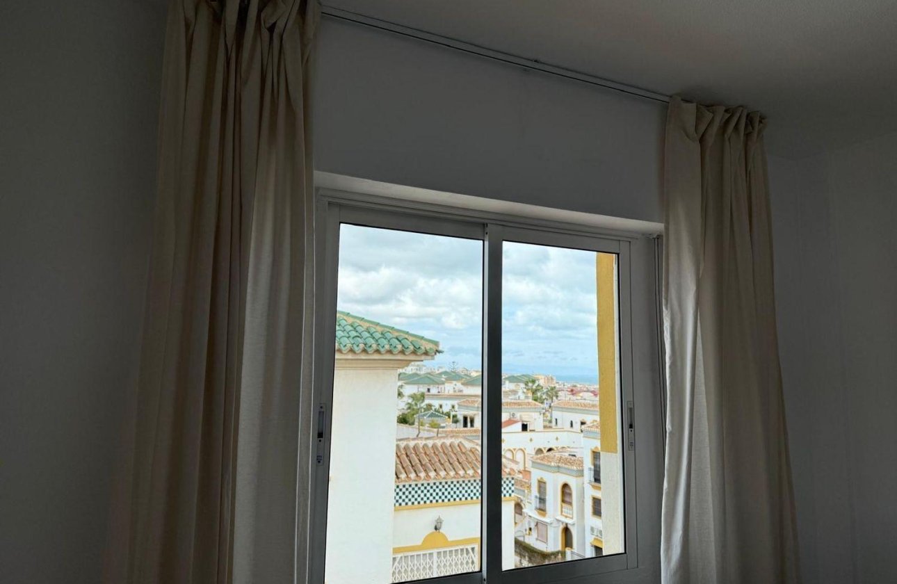 Herverkoop - Bungalow -
Torrevieja - Cañada Del Molino