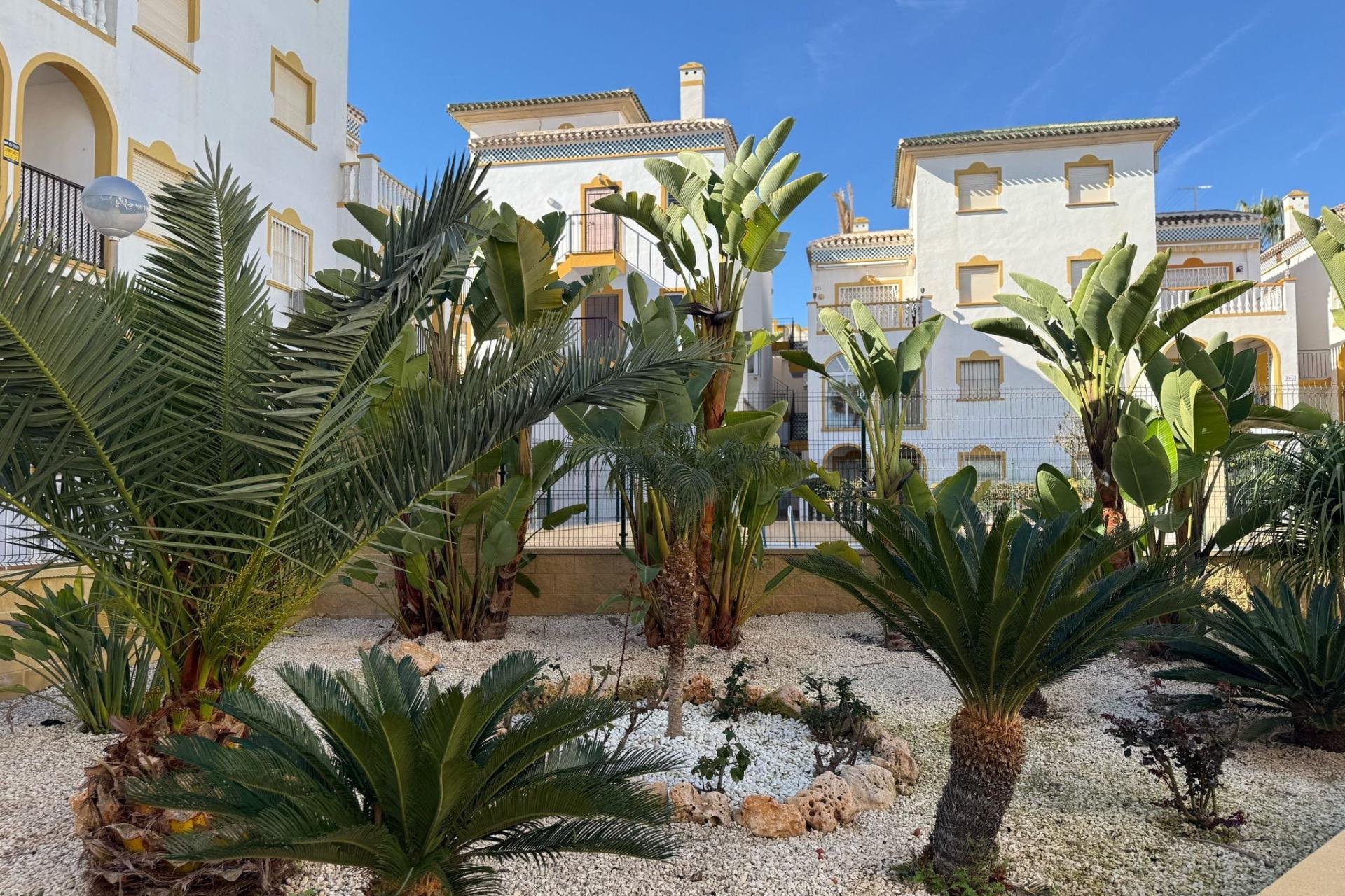 Herverkoop - Bungalow -
Torrevieja - Cañada Del Molino