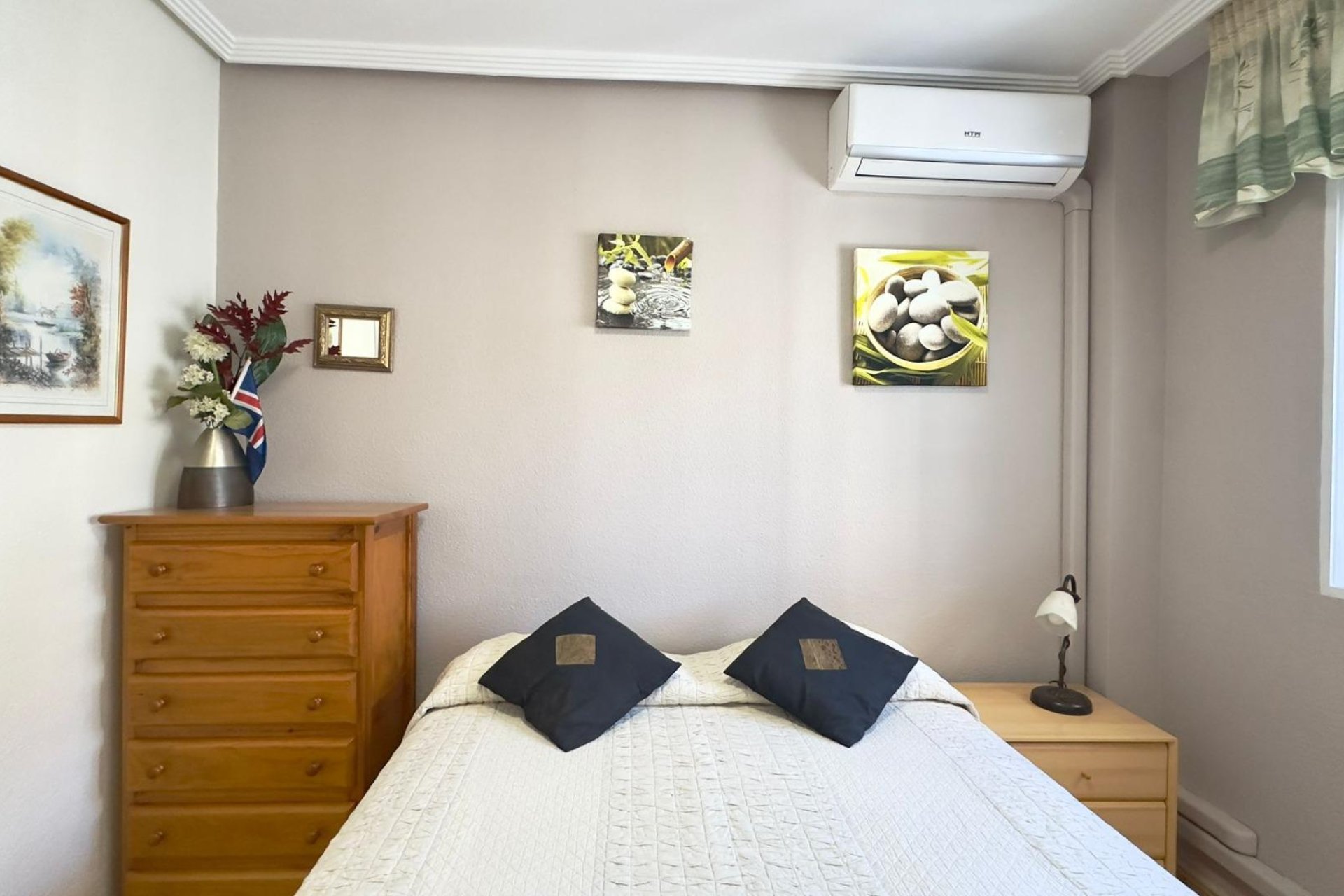 Herverkoop - Bungalow -
Torrevieja - Centro