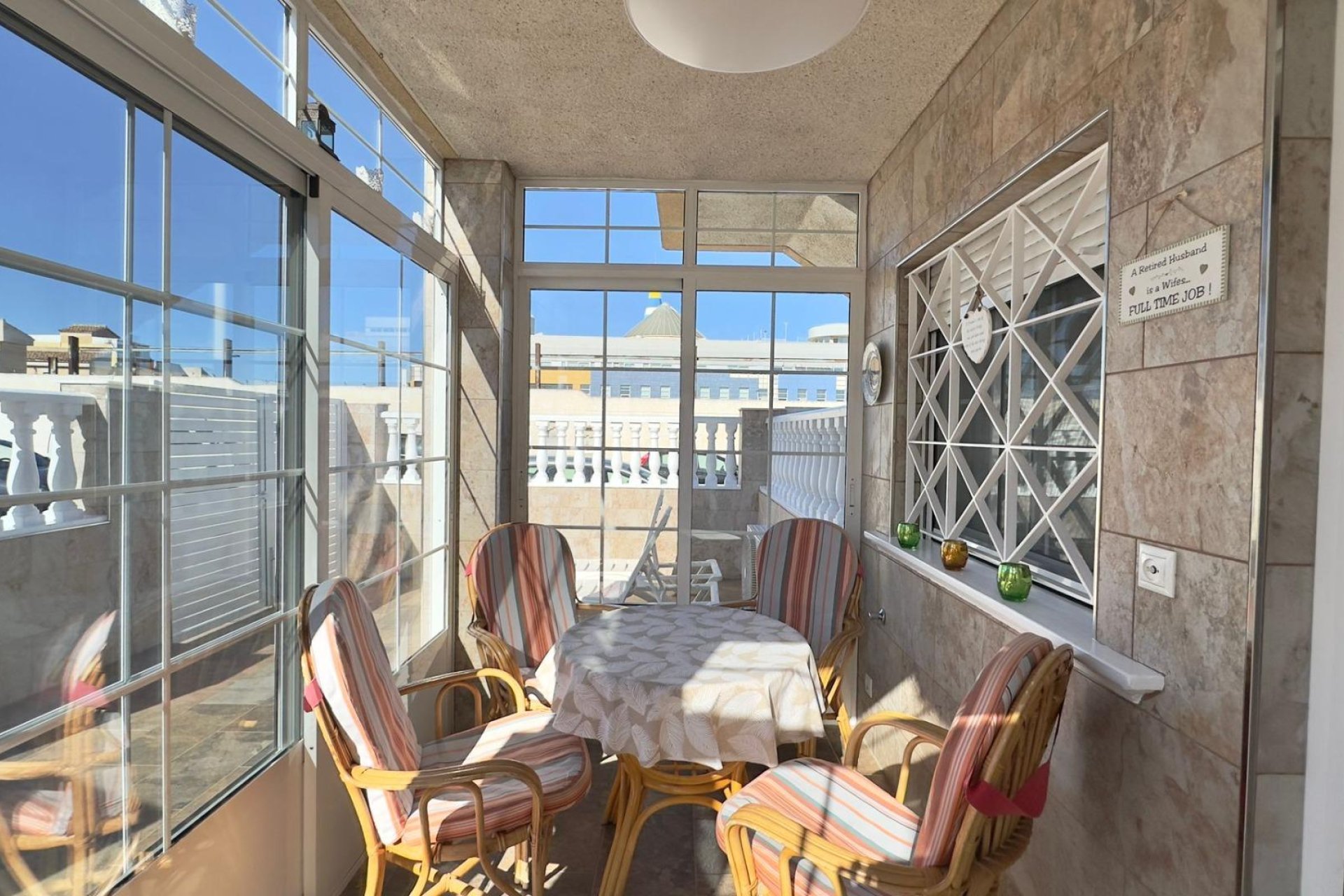 Herverkoop - Bungalow -
Torrevieja - Centro