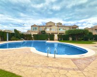 Herverkoop - Bungalow -
Torrevieja - Centro