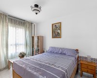 Herverkoop - Bungalow -
Torrevieja - Centro