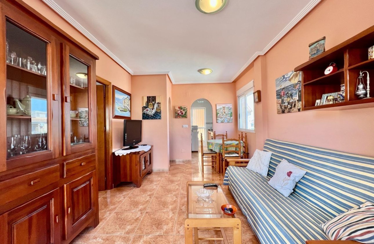 Herverkoop - Bungalow -
Torrevieja - Centro