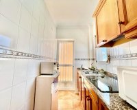 Herverkoop - Bungalow -
Torrevieja - Centro