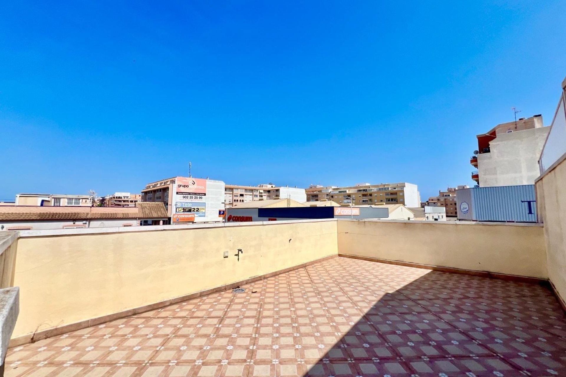 Herverkoop - Bungalow -
Torrevieja - Centro