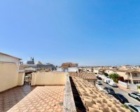 Herverkoop - Bungalow -
Torrevieja - Centro