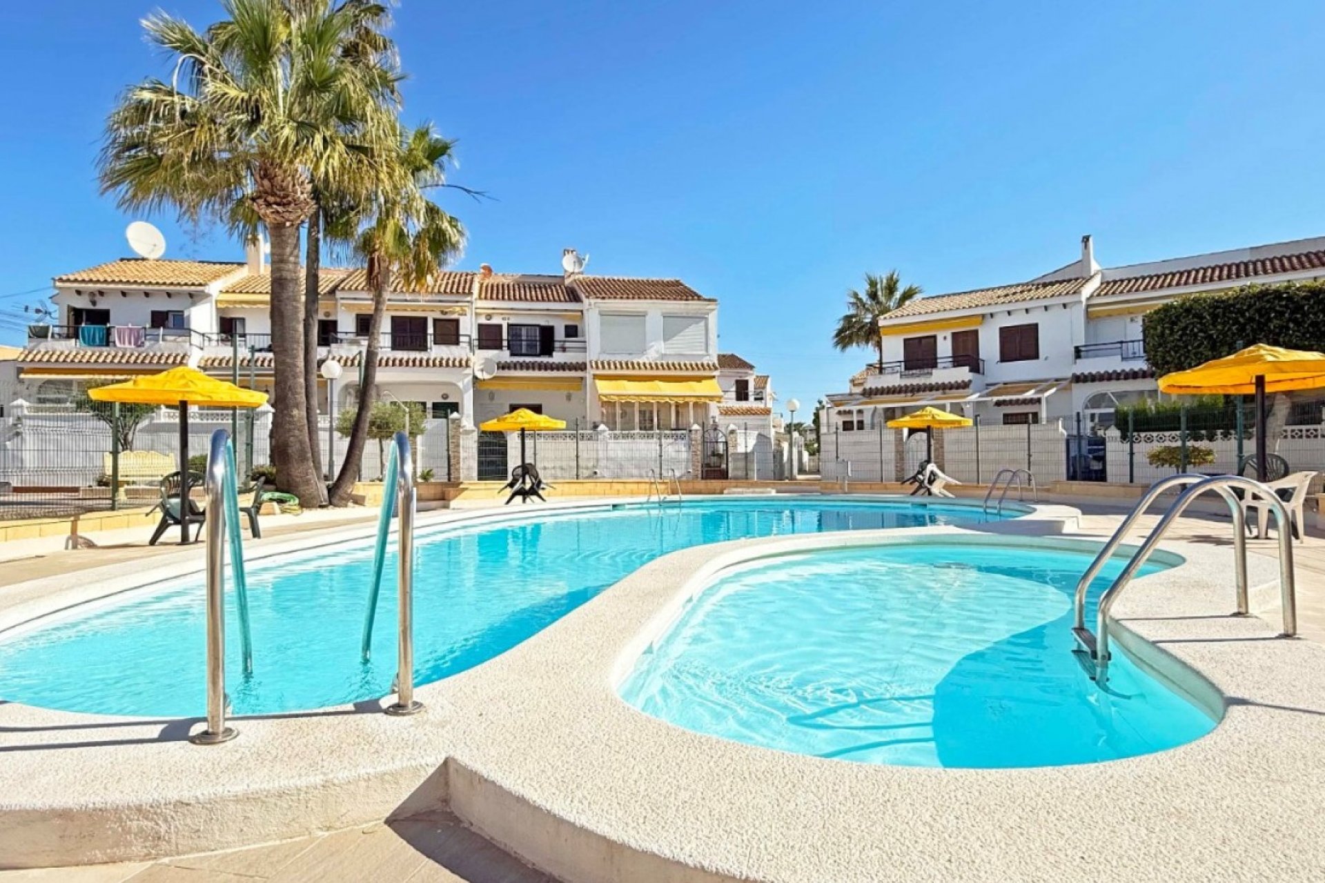 Herverkoop - Bungalow -
Torrevieja - Costa Blanca