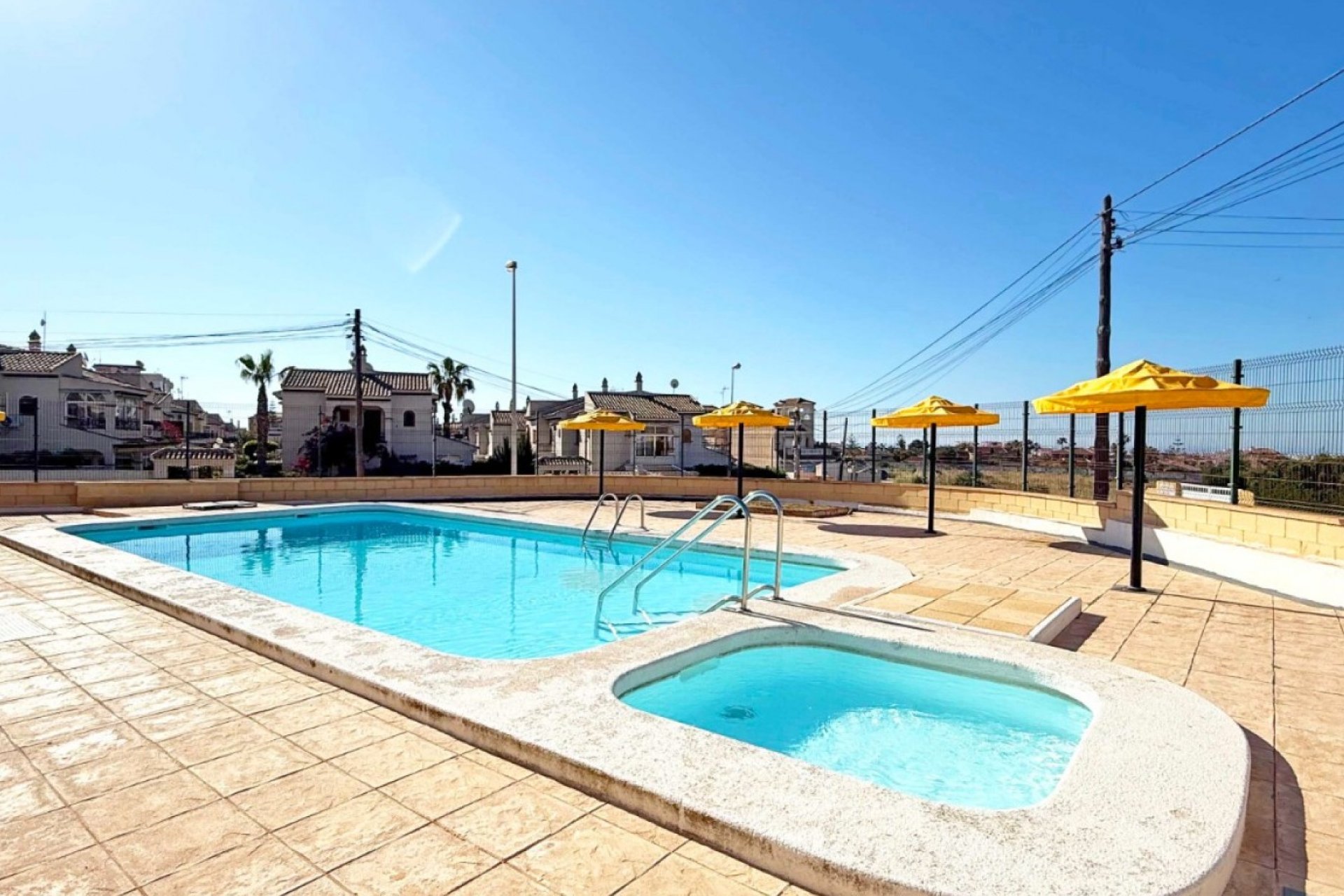 Herverkoop - Bungalow -
Torrevieja - Costa Blanca