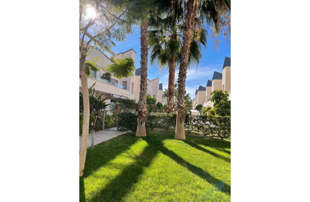 Herverkoop - Bungalow -
Torrevieja - Costa Blanca